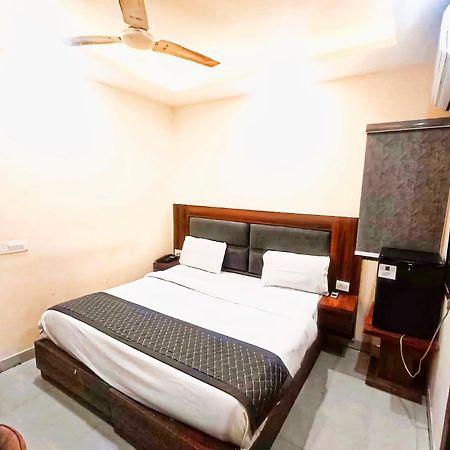 Hotel Shiva International Near By Igi Airport New Delhi Exterior photo