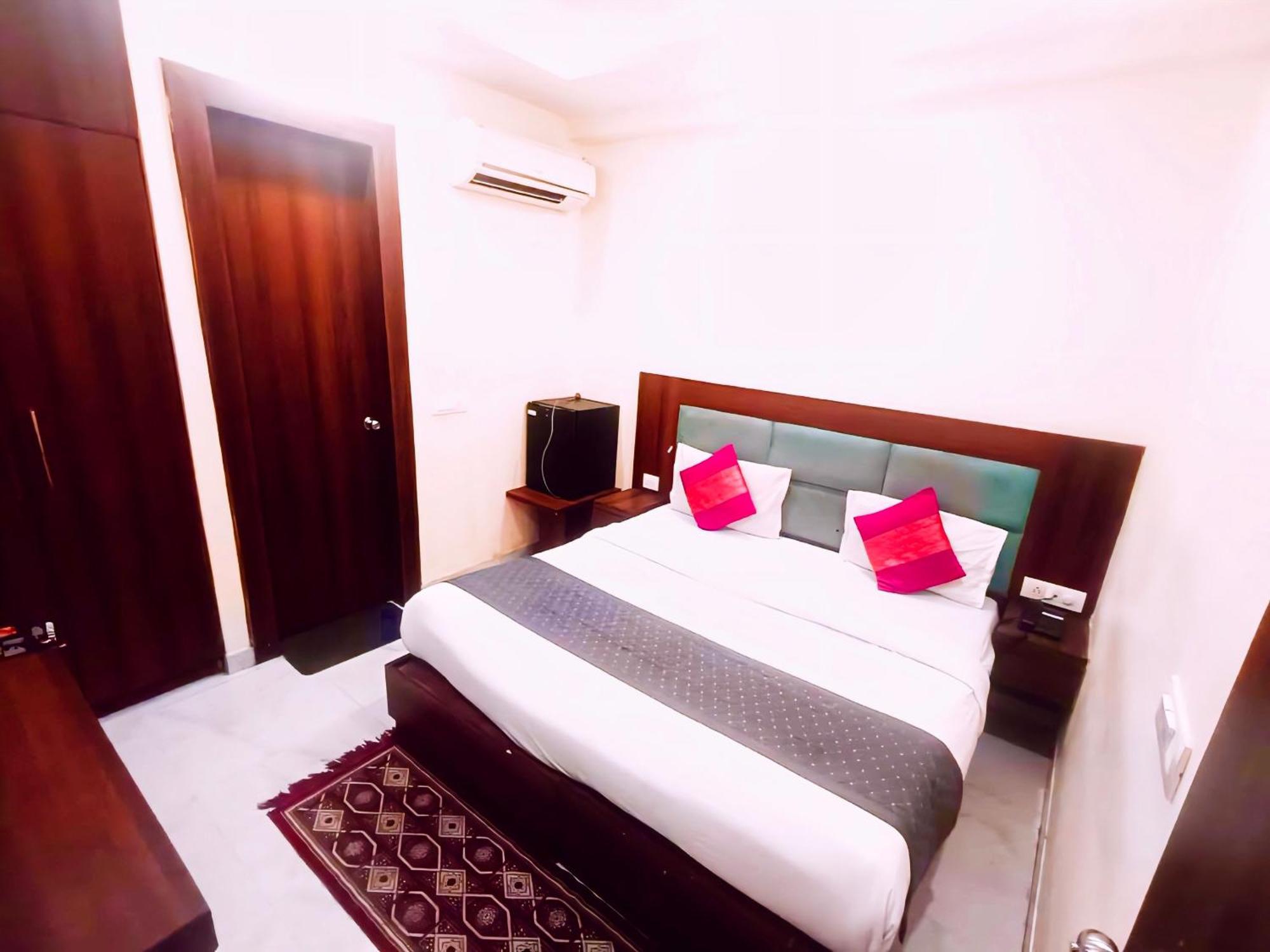 Hotel Shiva International Near By Igi Airport New Delhi Exterior photo